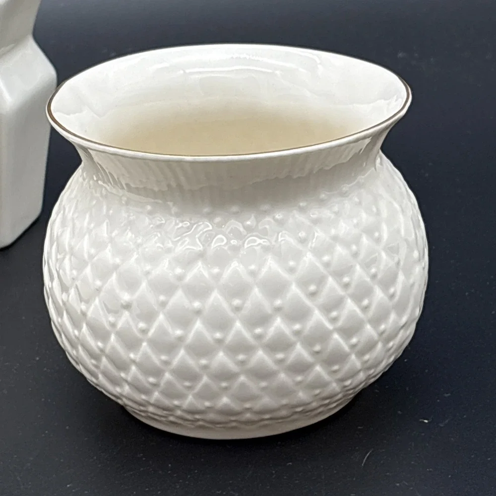 Lot of 5 Vintage Belleek Collectors International Society Porcelain Pieces